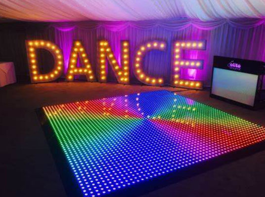 ระยะยาวภายในและภายนอก สัมผัส LED Screen ระยะไกล / DMX การควบคุม