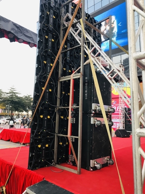 P4.81mm 50 * 50cm Led Display Cabinet เวทีคอนเสิร์ตหน้าจอ 720hz FCC