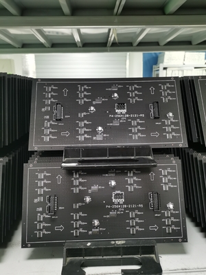 ผนังป้ายดิจิตอล 860cd 1920hz P4 Led Video Wall Advertising 320 * 160mm