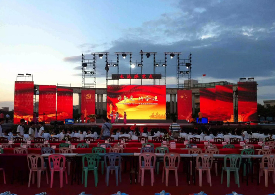 เช่าจอคอนเสิร์ตเชิงพาณิชย์จอแสดงผล LED SMD 2020 500x1000mm IP65