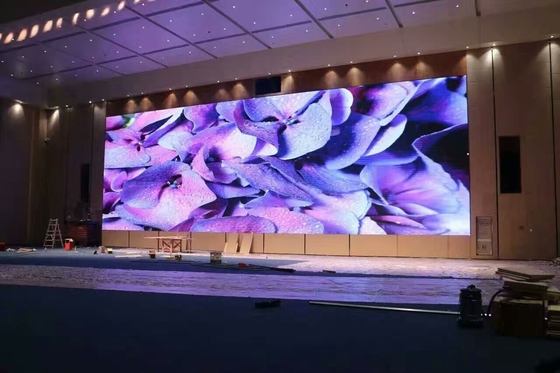 IP21 Kinglight 2020 เช่าเวทีจอแสดงผล LED ขนาดใหญ่ 2.97mm Led Video Wall Cabinet