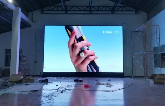 1920hz 1200hz Led Screen Module การออกแบบจอแสดงผลวิดีโอติดผนัง FCC 20m ดูระยะทาง