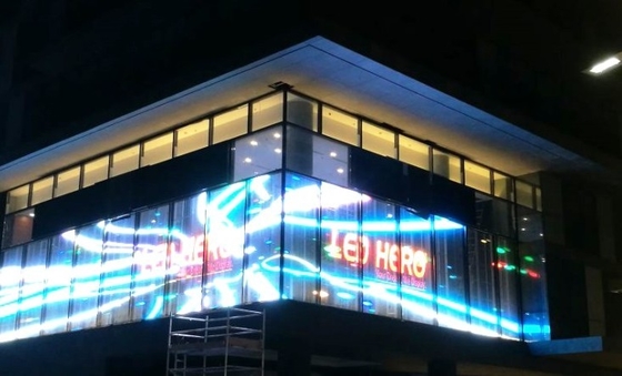 หน้าจอแสดงผลหน้าต่าง LED ด้านหลัง 16.7 ล้านล้าน 220W / M2 P7.8 ความสว่างสูง