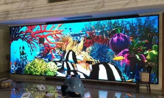 576 * 960mm Indoor P3 Led Screen Cabinet 180W / Sqm ความละเอียดสูงOEM