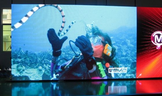 หน้าจอฉากหลังเวที Longda Led P2.976 จอแสดงผลวิดีโอสีเต็มรูปแบบ LED Indoor Rental Screen โรงงาน