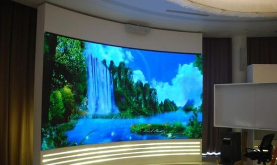 3840Hz LED โมดูลยืดหยุ่น LED สกรีนจอจอ Video Panel P2