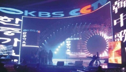 3840Hz LED โมดูลยืดหยุ่น LED สกรีนจอจอ Video Panel P2