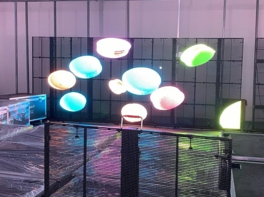 100 X 50 ซม. กระจกใสจอแสดงผล LED โฆษณา 32873 พิกเซล ODM FCC