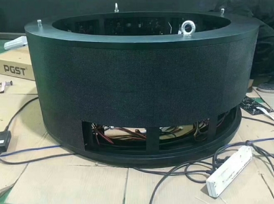 P4 RGB IP43 โมดูล LED แบบยืดหยุ่นสีเต็มรูปแบบ 700cd / M2 Anti Distortion