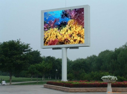 ODM P4 กำแพงวิดีโอ Led กลางแจ้ง ISO14001 1R1G1B โฆษณา Led Billboard