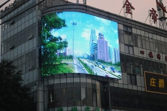 ผนังวิดีโอ Led กลางแจ้งแบบกำหนดเอง 1R1G1B 3 ใน 1 P4mm LED Display